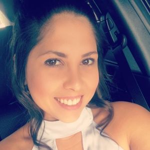 Meet your Posher, Elaine